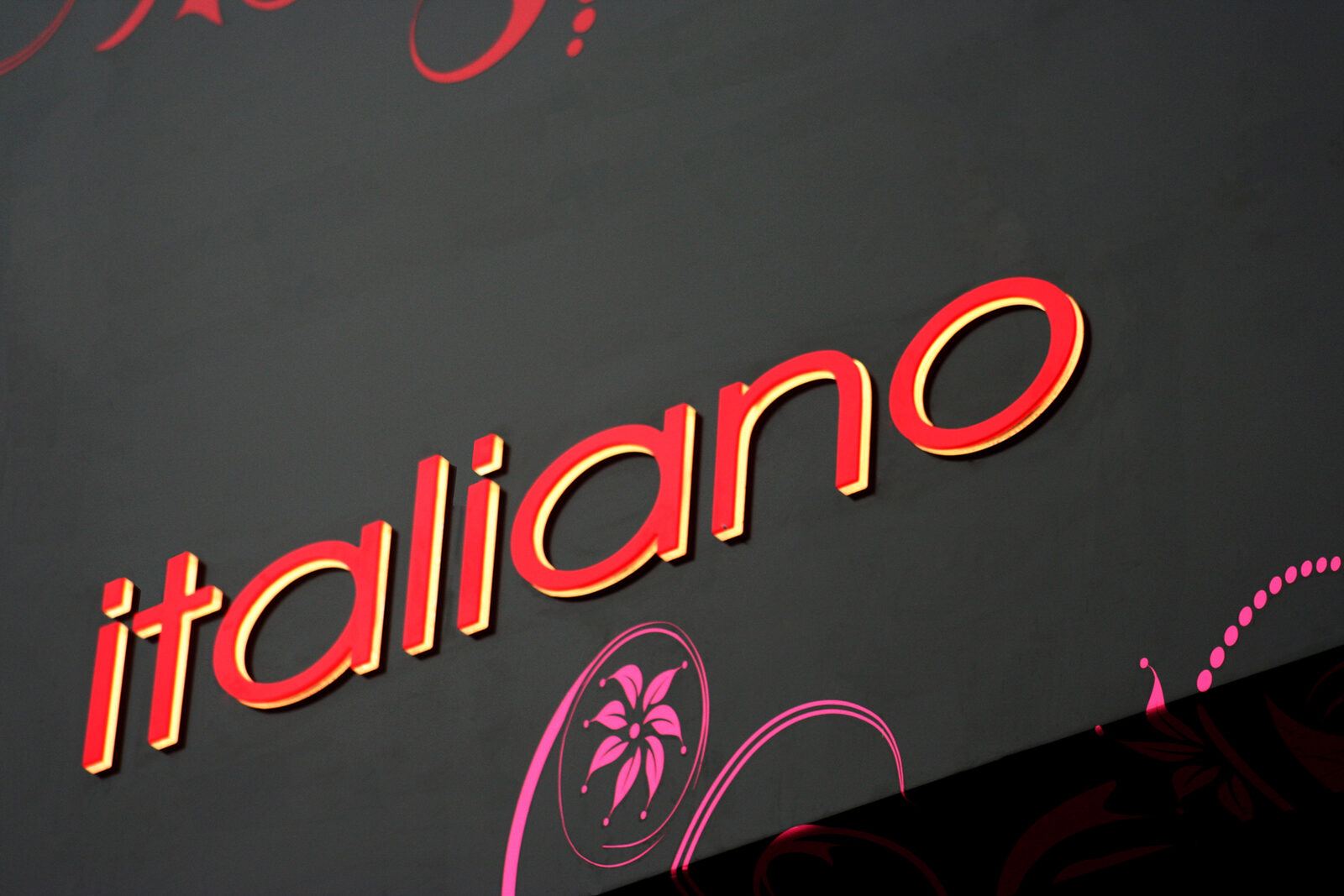 Italiano LED neon script sign